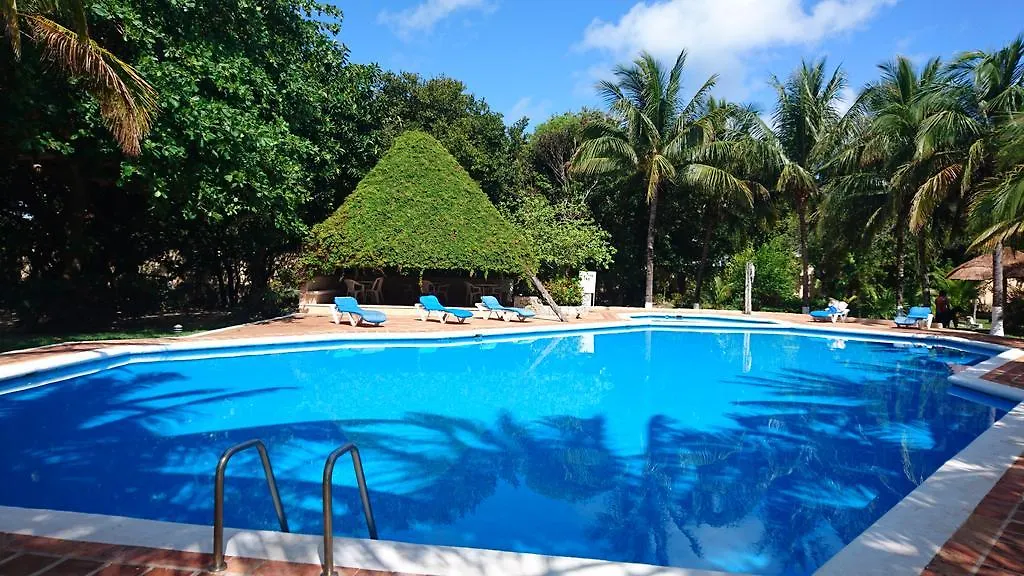 Zona Hotelera Villas Tropical カンクン